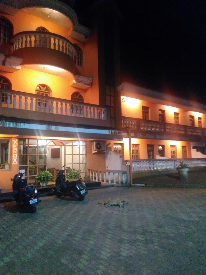 Palm Grove Hotell Cavelossim Eksteriør bilde